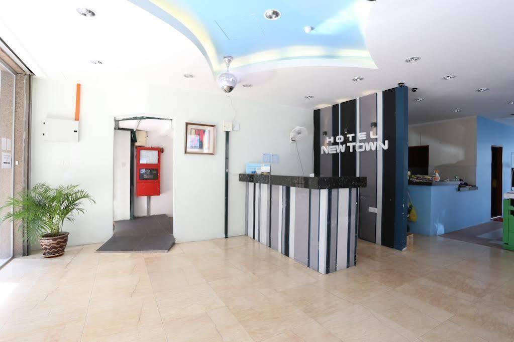 New Town Hotel Usj Sentral Субанг-Джая Экстерьер фото