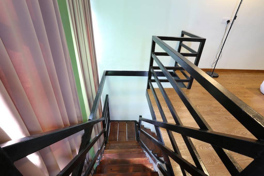 New Town Hotel Usj Sentral Субанг-Джая Экстерьер фото