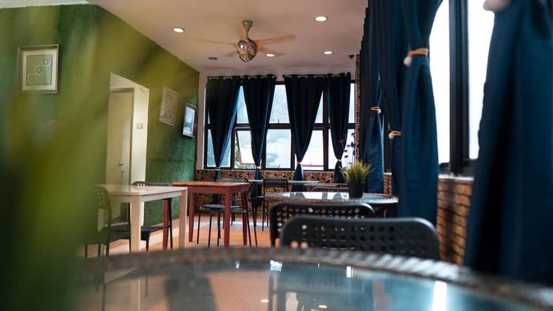 New Town Hotel Usj Sentral Субанг-Джая Экстерьер фото