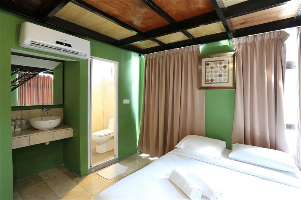 New Town Hotel Usj Sentral Субанг-Джая Экстерьер фото